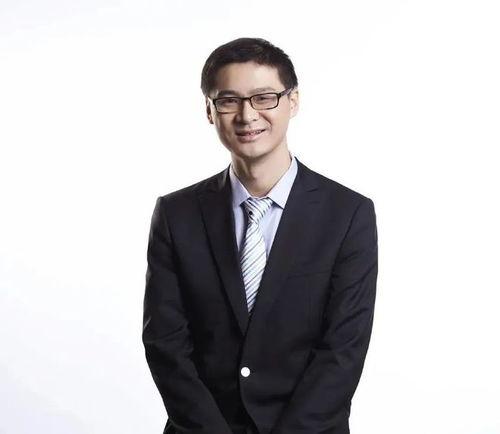 娱乐吃瓜酱罗翔老师,娱乐吃瓜界的法律守护神